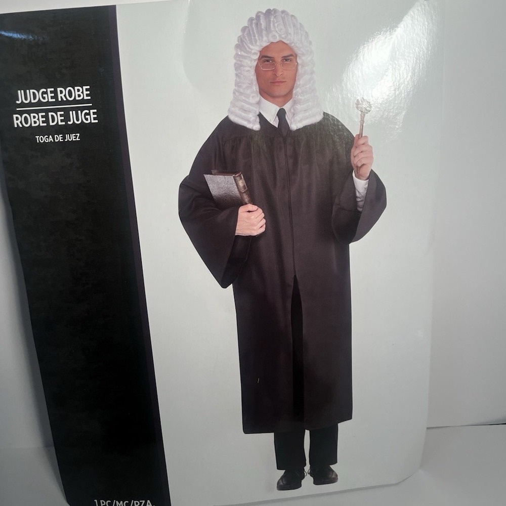 NWT Adult Judge Costume Black Robe Halloween Court Lawyer One Size Unisex